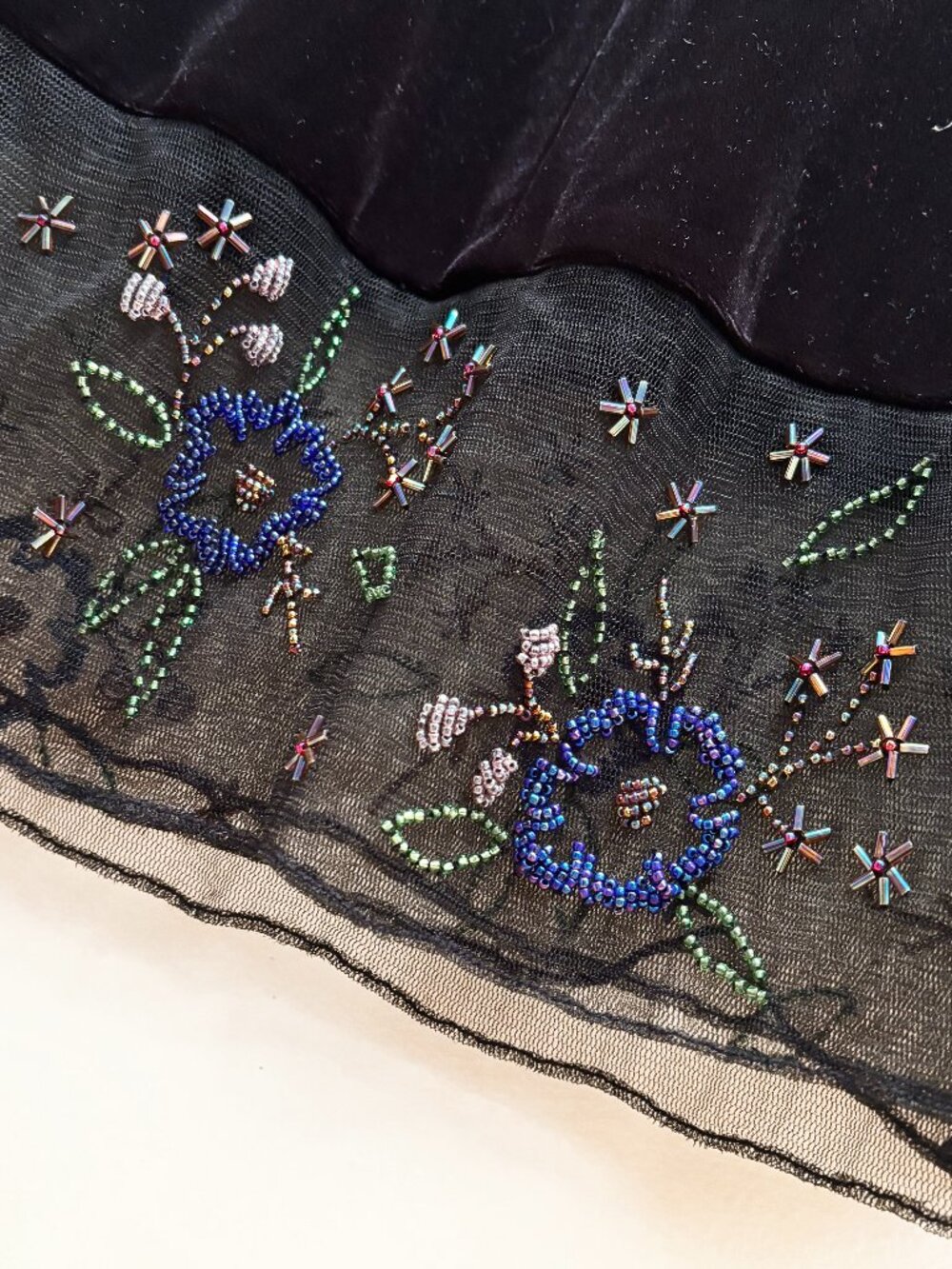 Rimini by Show Black Velvet Beaded Cocktail Dress Size 8 - Picture 3 of 8